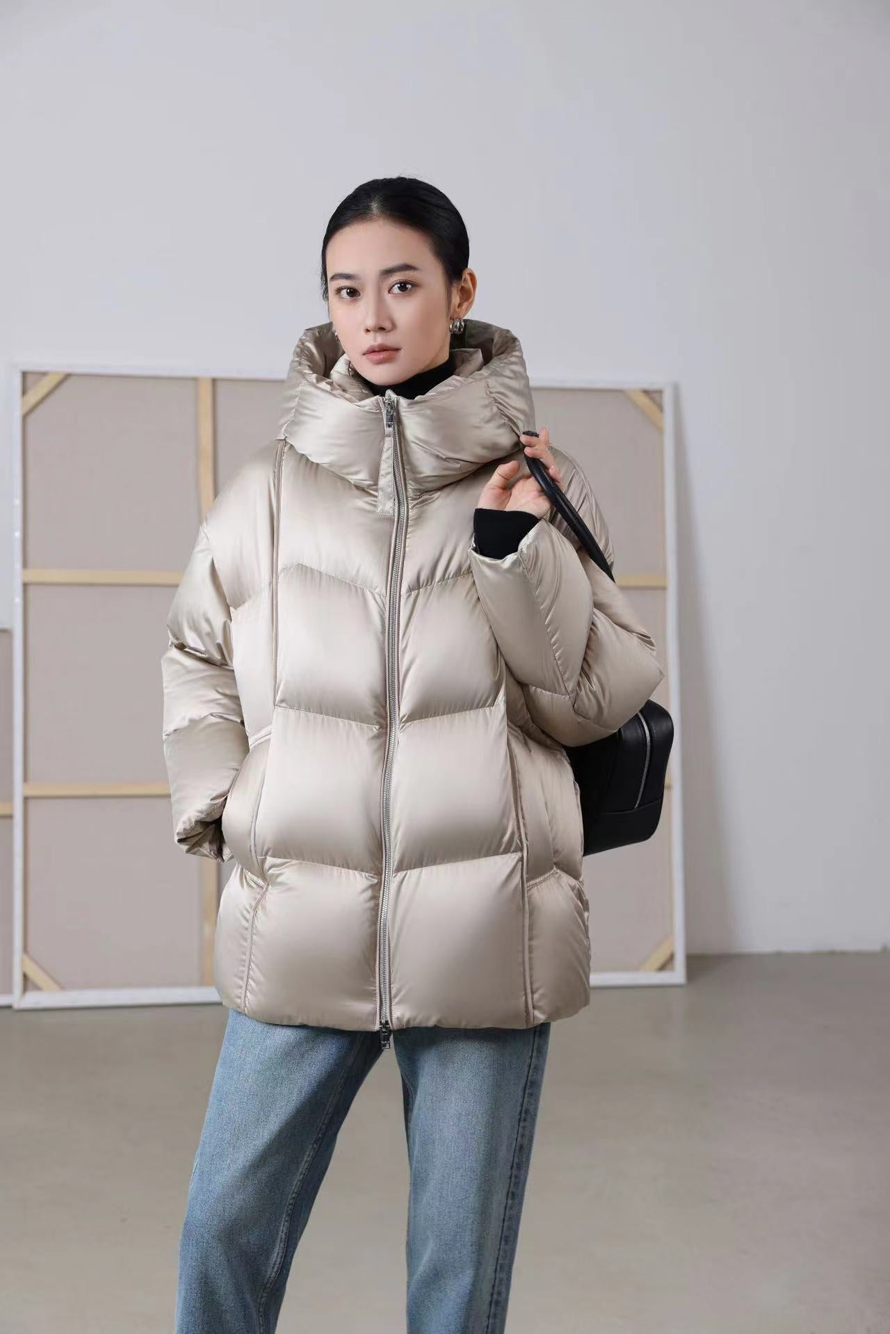 Oversize Damen Daunenjacke mit Kapuze | COSYLUX