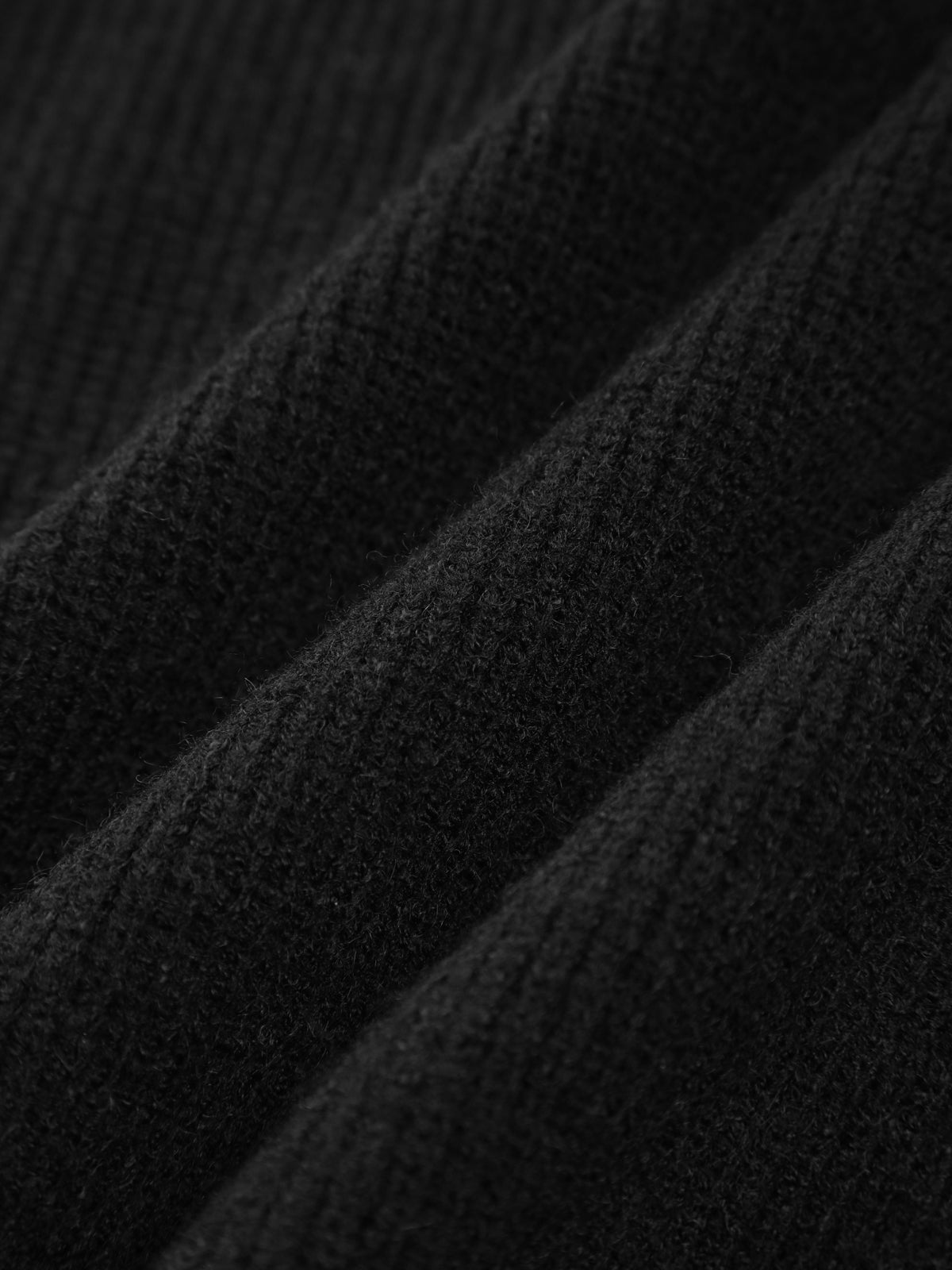 Pull Oversize mit Stehkragen | FOCUSKNIT™