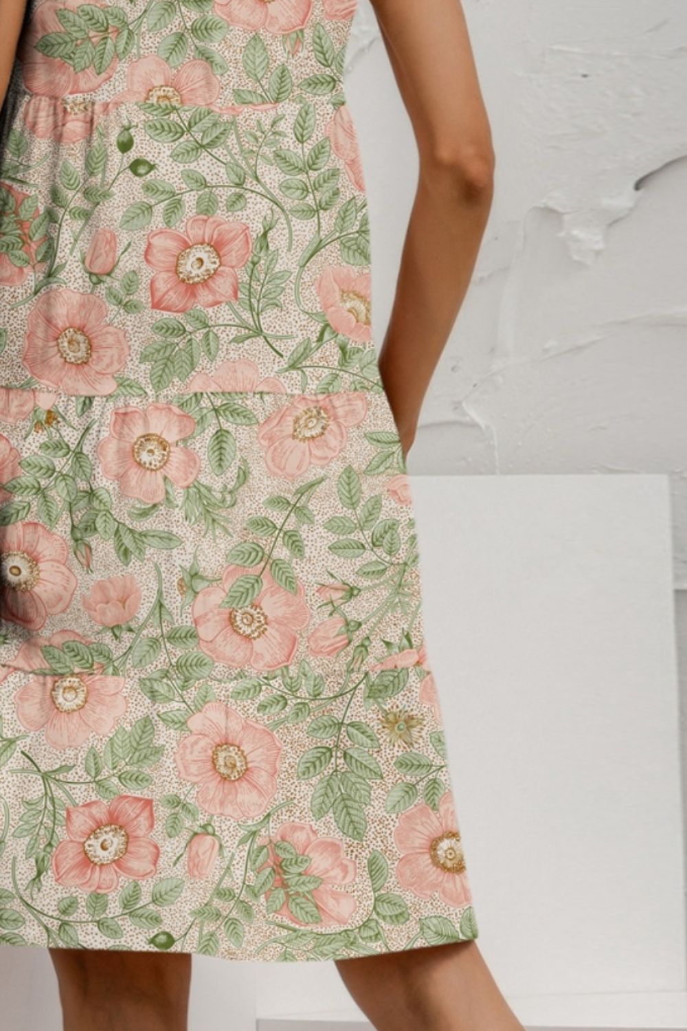 Ärmelloses Blumenkleid | GULIETA