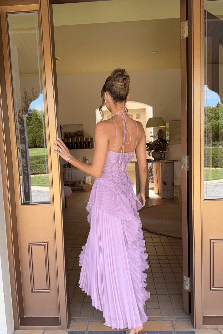 Weibliches und charmantes Volantkleid | JUNIE