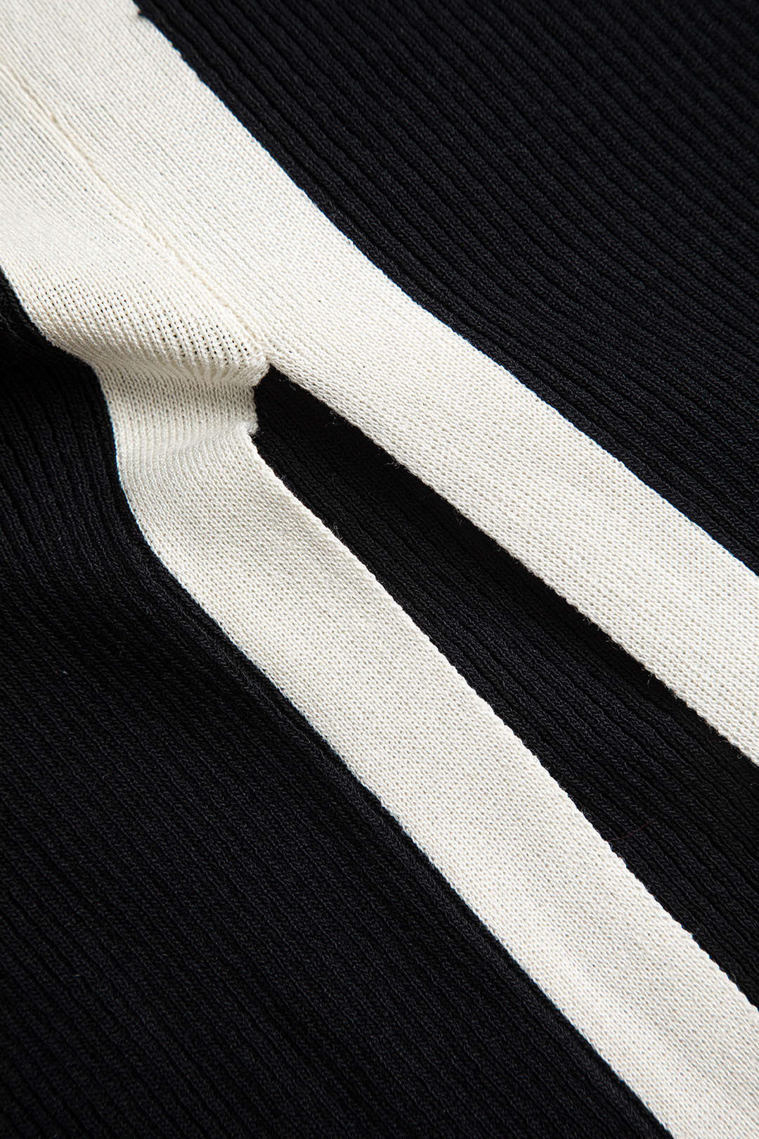 Elegantes langes Kleid mit Schlitz | SUBLIMA™