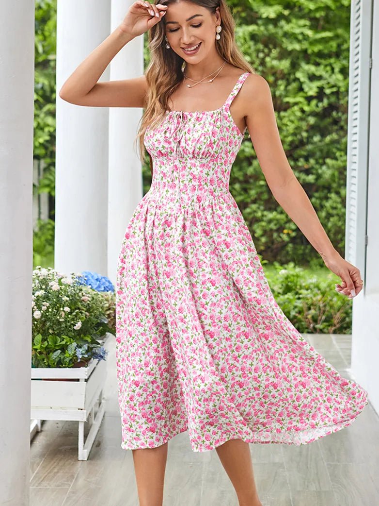 Midikleid im Boho-Stil mit Blumenmuster und Taschen | MARCELINE