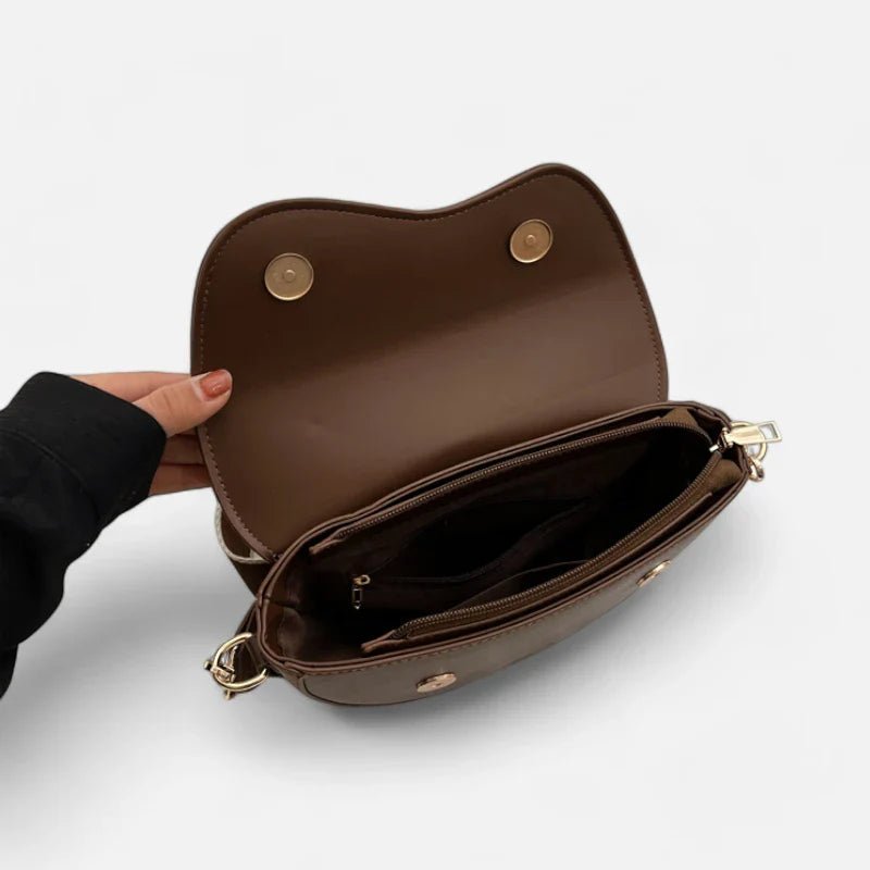 Chic Halbmond Leder Bauchtasche | DEMILUNA