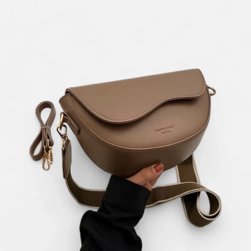 Chic Halbmond Leder Bauchtasche | DEMILUNA