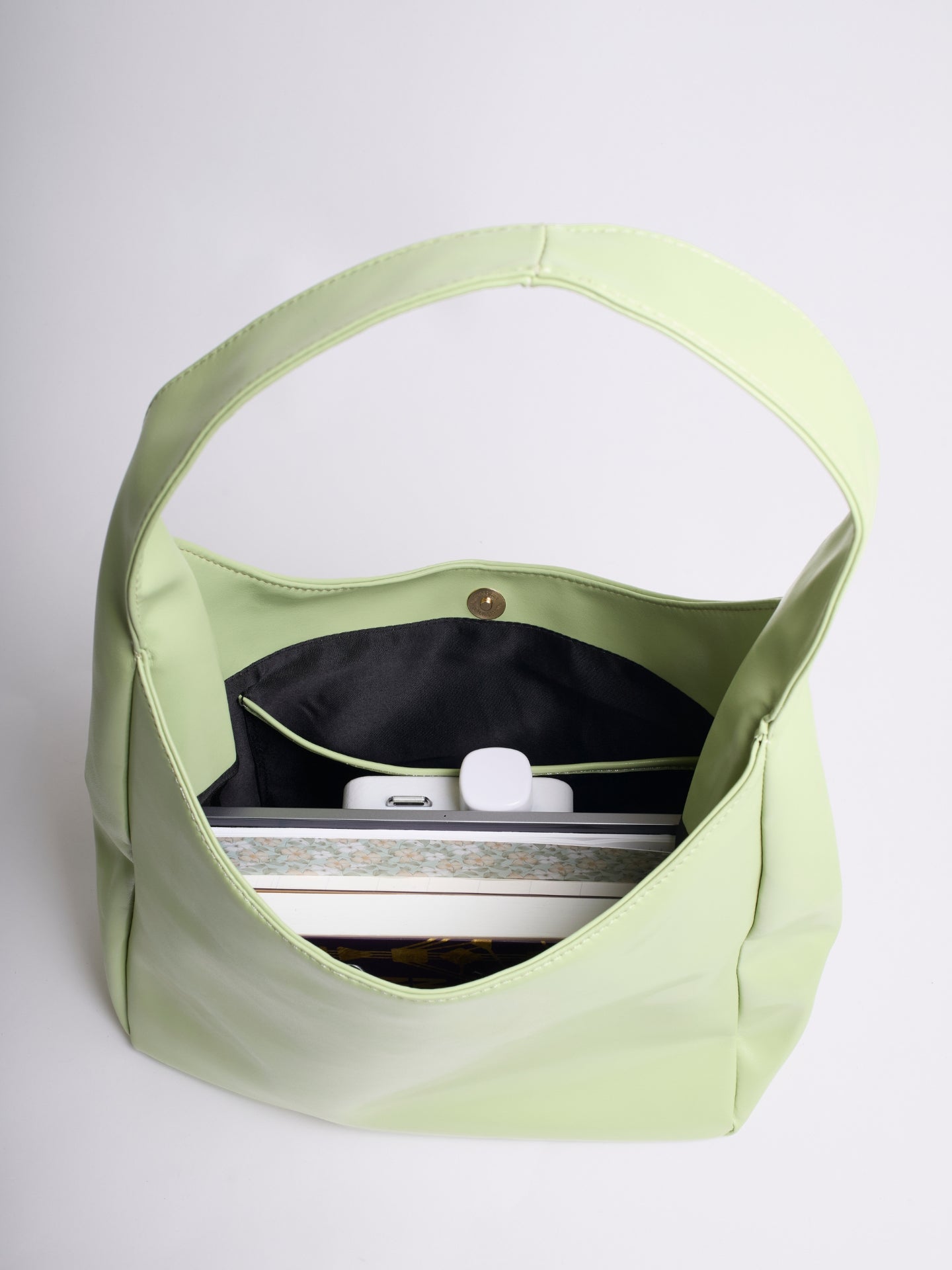 Elegante Tragetasche aus veganem Leder | MAYANA