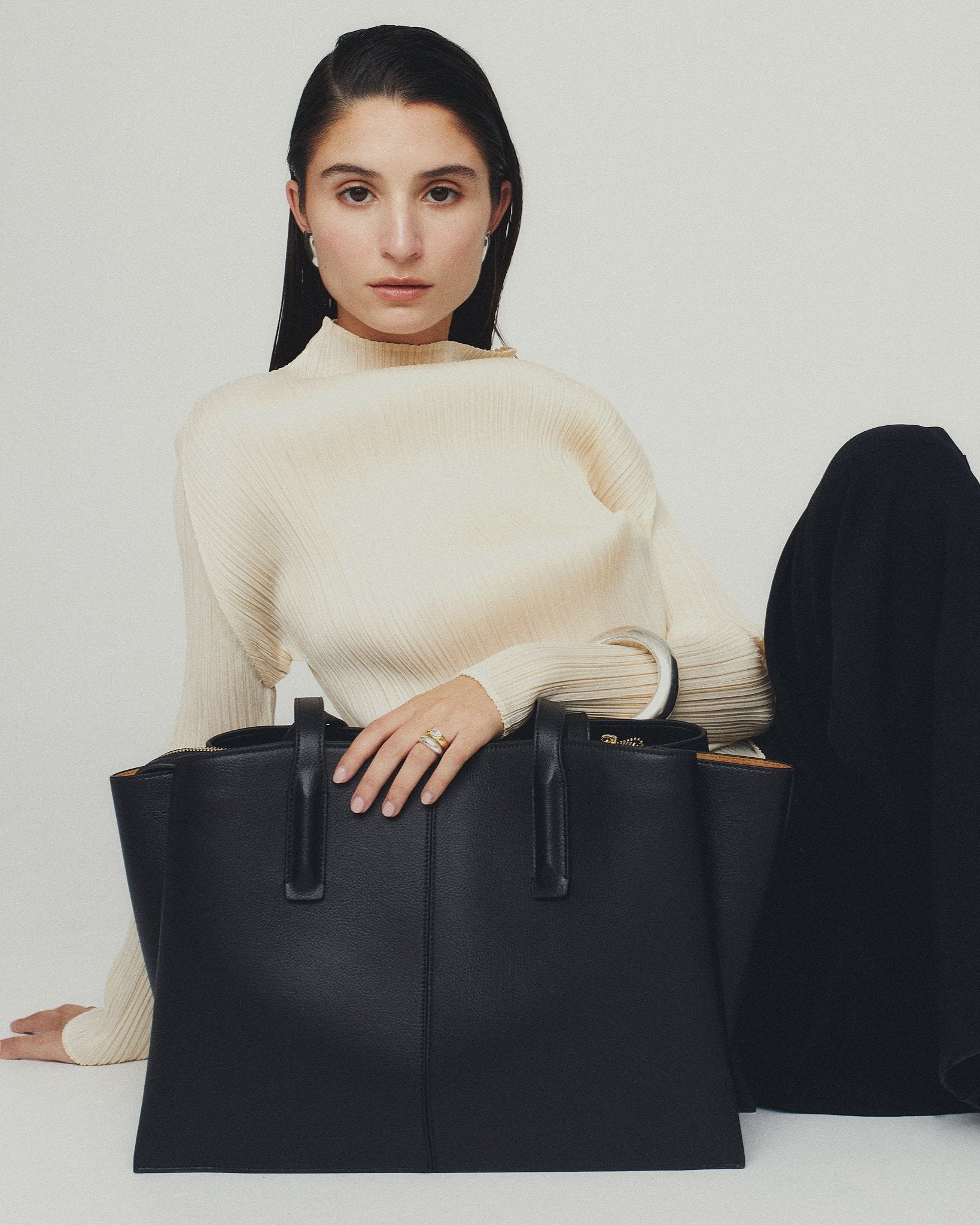 Sac Cabas Fourre - Tout | CAROLINE - MYLES Boutique