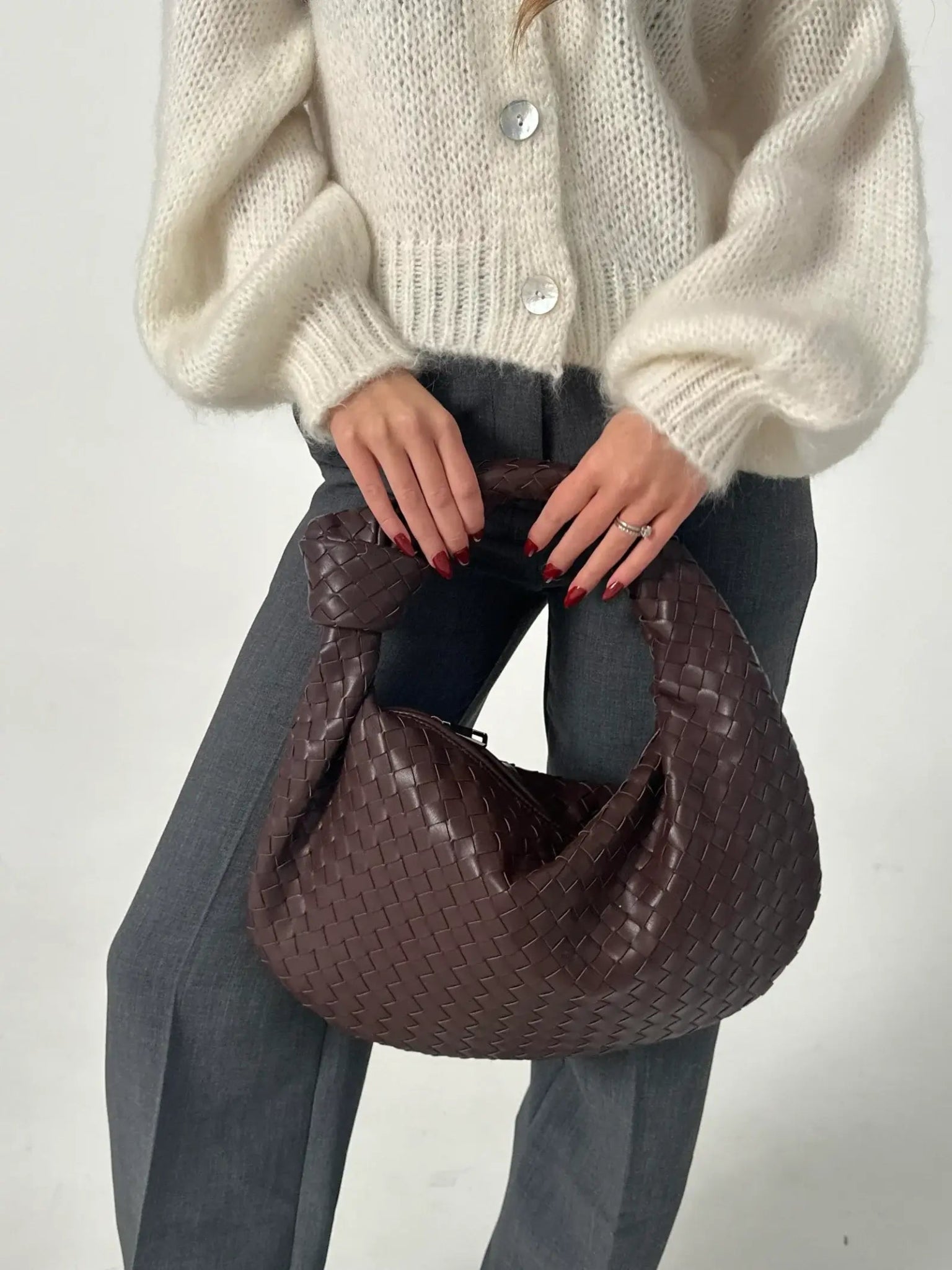Elegante mittlere gewebte Tasche | WOVENBAG™