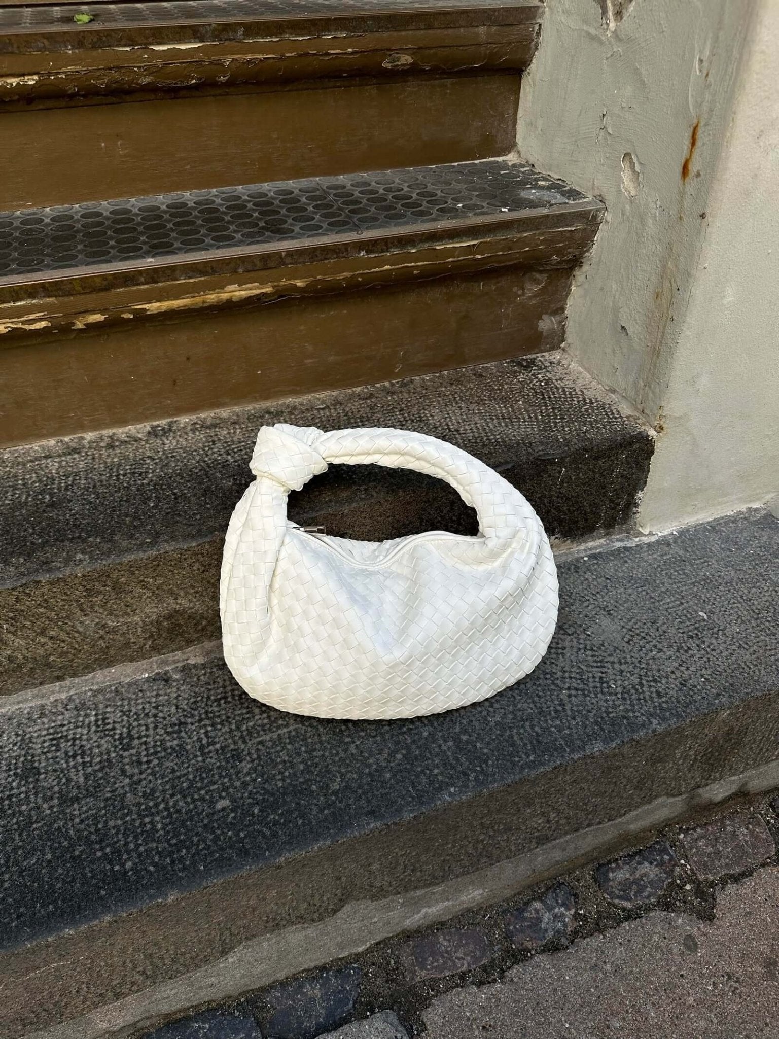 Elegante mittlere gewebte Tasche | WOVENBAG™