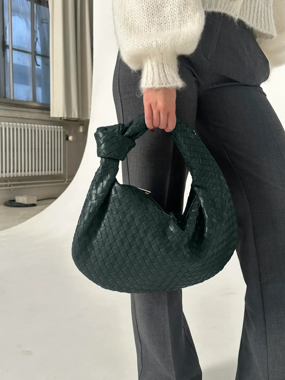 Elegante mittlere gewebte Tasche | WOVENBAG™