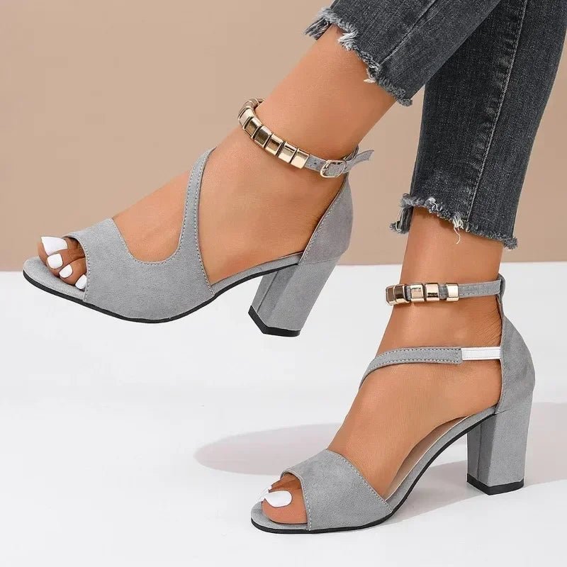 Bequeme Orthopädische Sandalen mit Absatz | ALIX