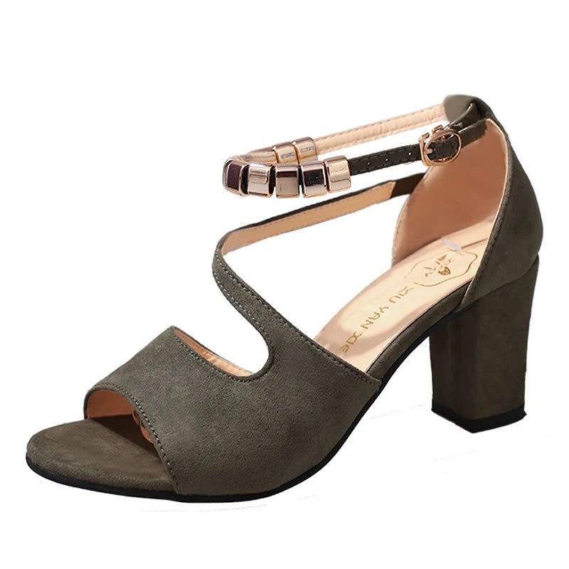 Bequeme Orthopädische Sandalen mit Absatz | ALIX