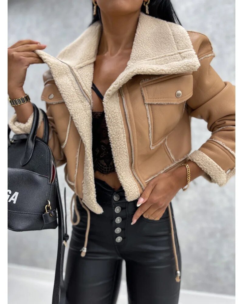 Kurze Jacke aus Kunstleder für Damen | JAMYA™