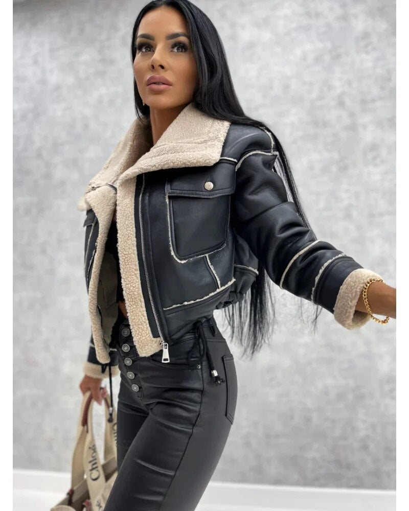 Kurze Jacke aus Kunstleder für Damen | JAMYA™