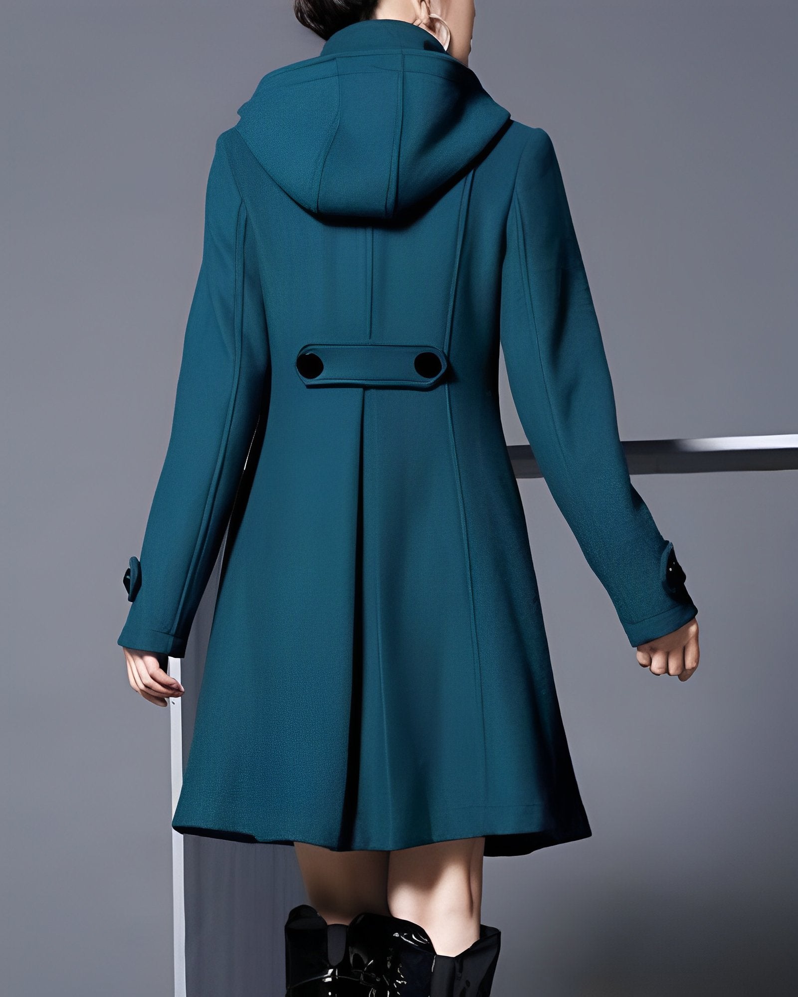 Elegante Jacke mit hohem Kragen und Kapuze | ÉDENIA™