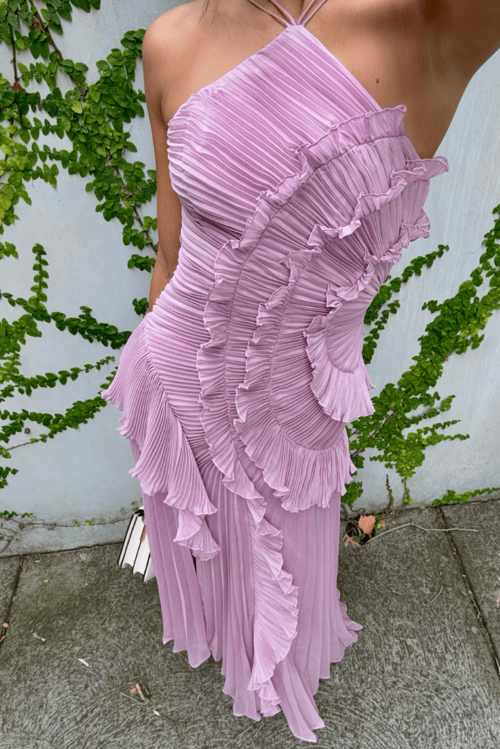 Weibliches und charmantes Volantkleid | JUNIE