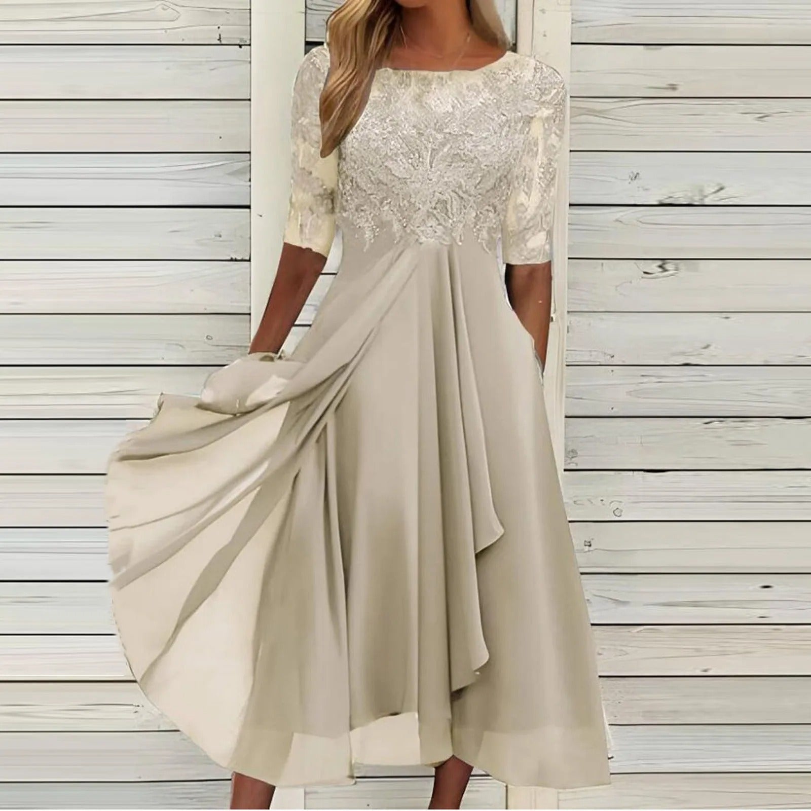 Elegantes Damenkleid mit kurzen Ärmeln | SELEZIA