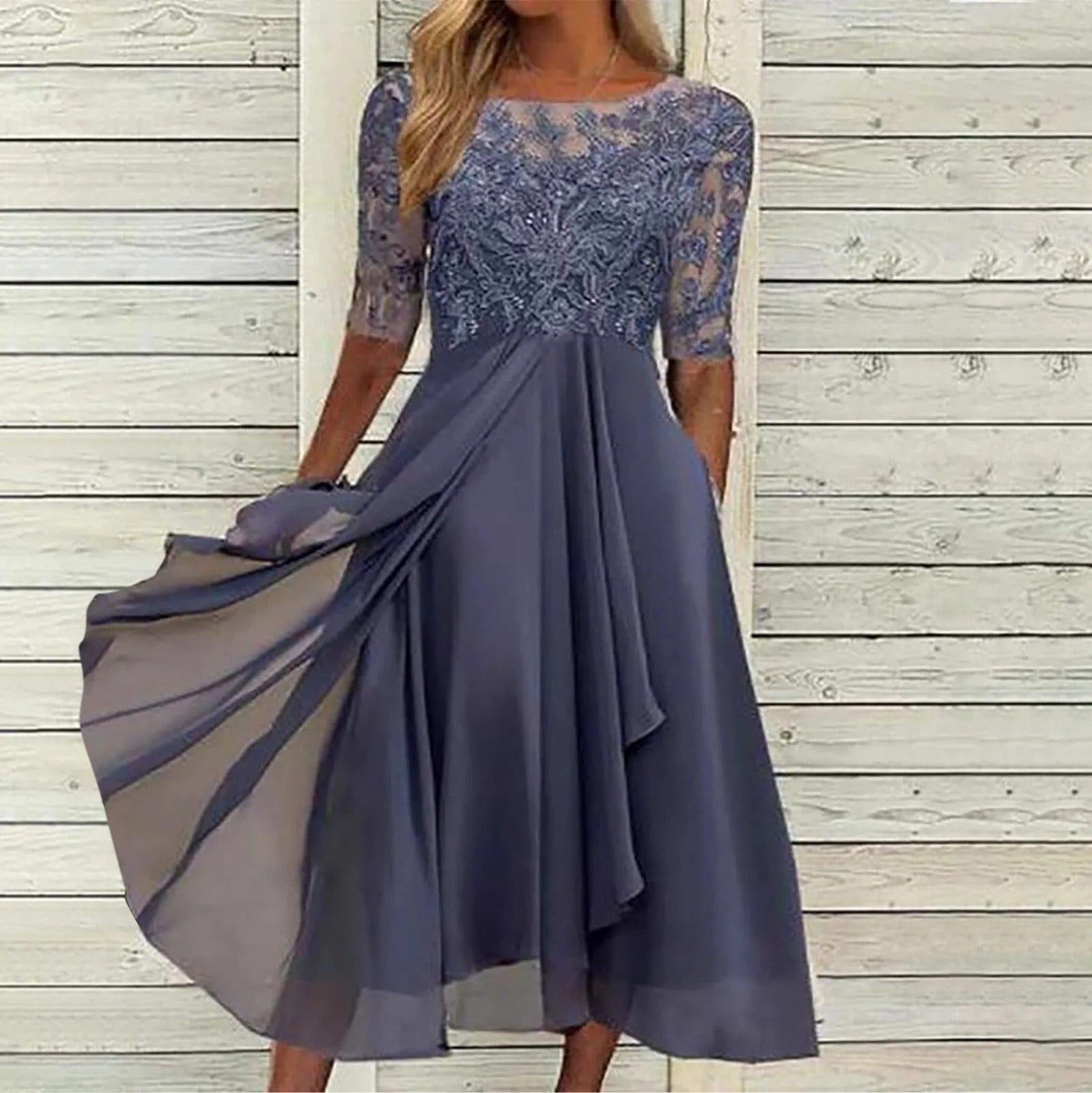 Elegantes Damenkleid mit kurzen Ärmeln | SELEZIA