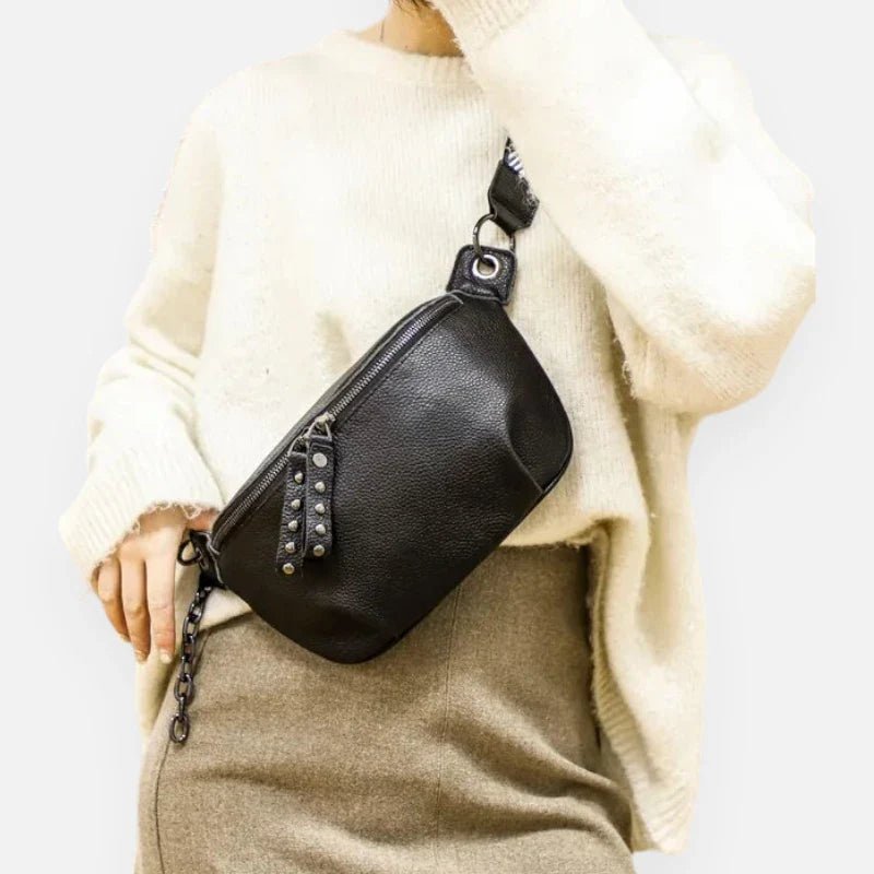 Damen Gürteltasche aus schwarzem Leder mit elegantem Schulterriemen | ADENIA